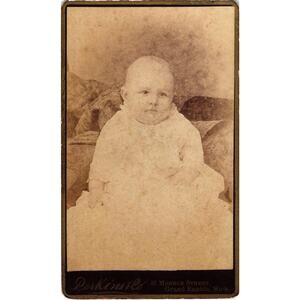 Antique CDV‎ Baby Photo Perkins Studio Grand Rapids Michigan Victorian Era